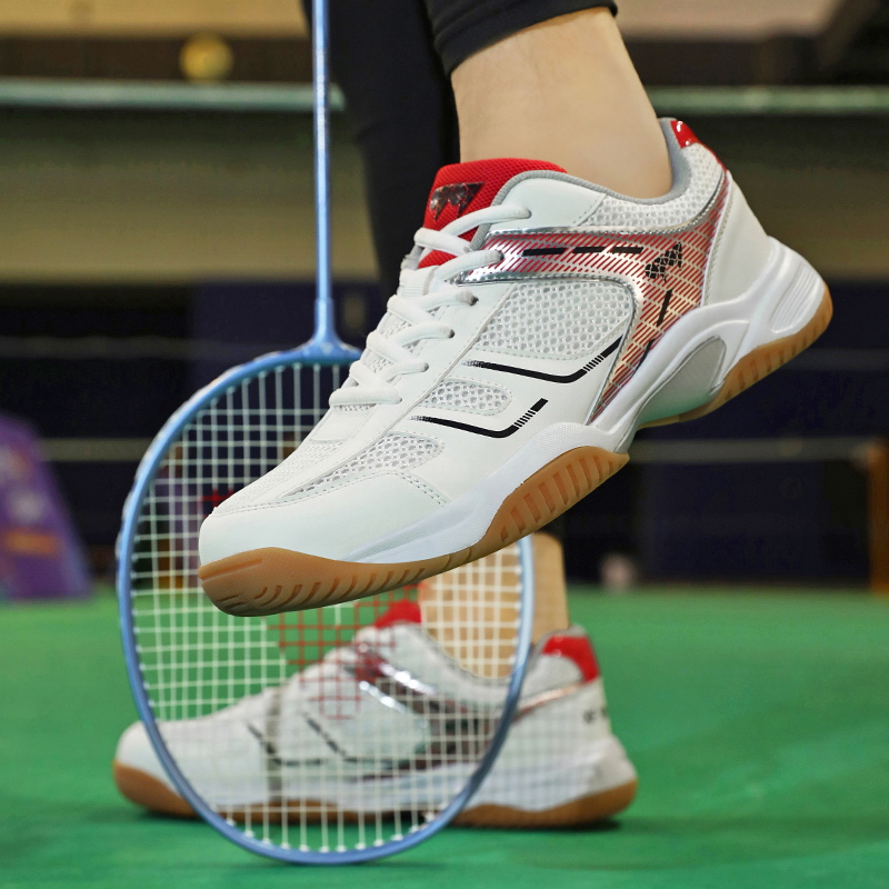 Nouvelles chaussures de badmin - Badminton Scoreboard avis et prix