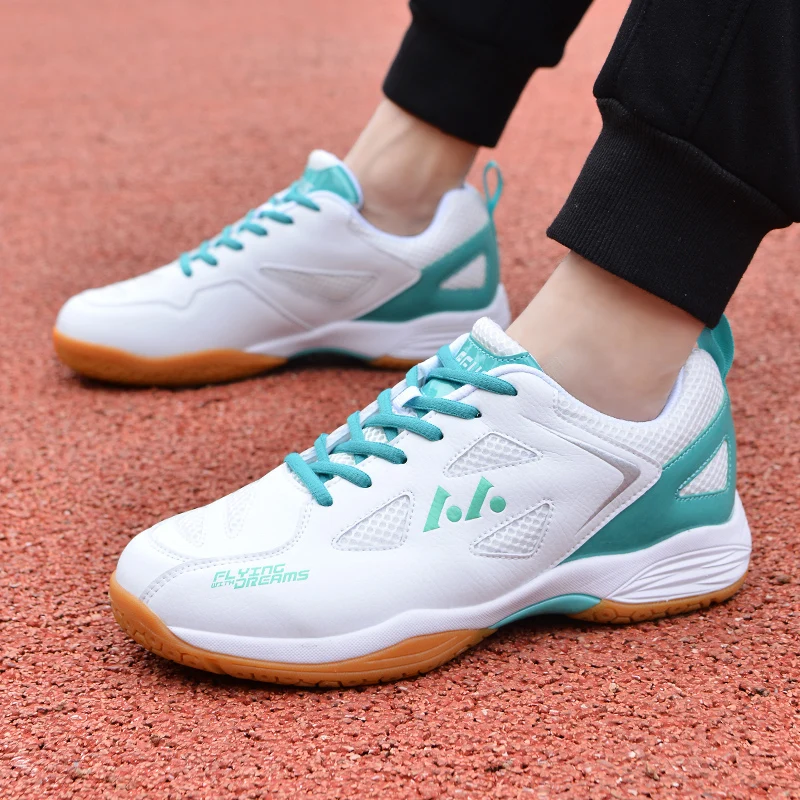 Chaussures de badminton pour h - Badminton Footwork avis et prix